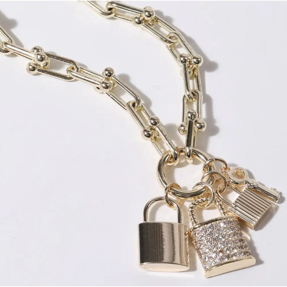 Private Label Gold Layered Padlock Charm Necklace